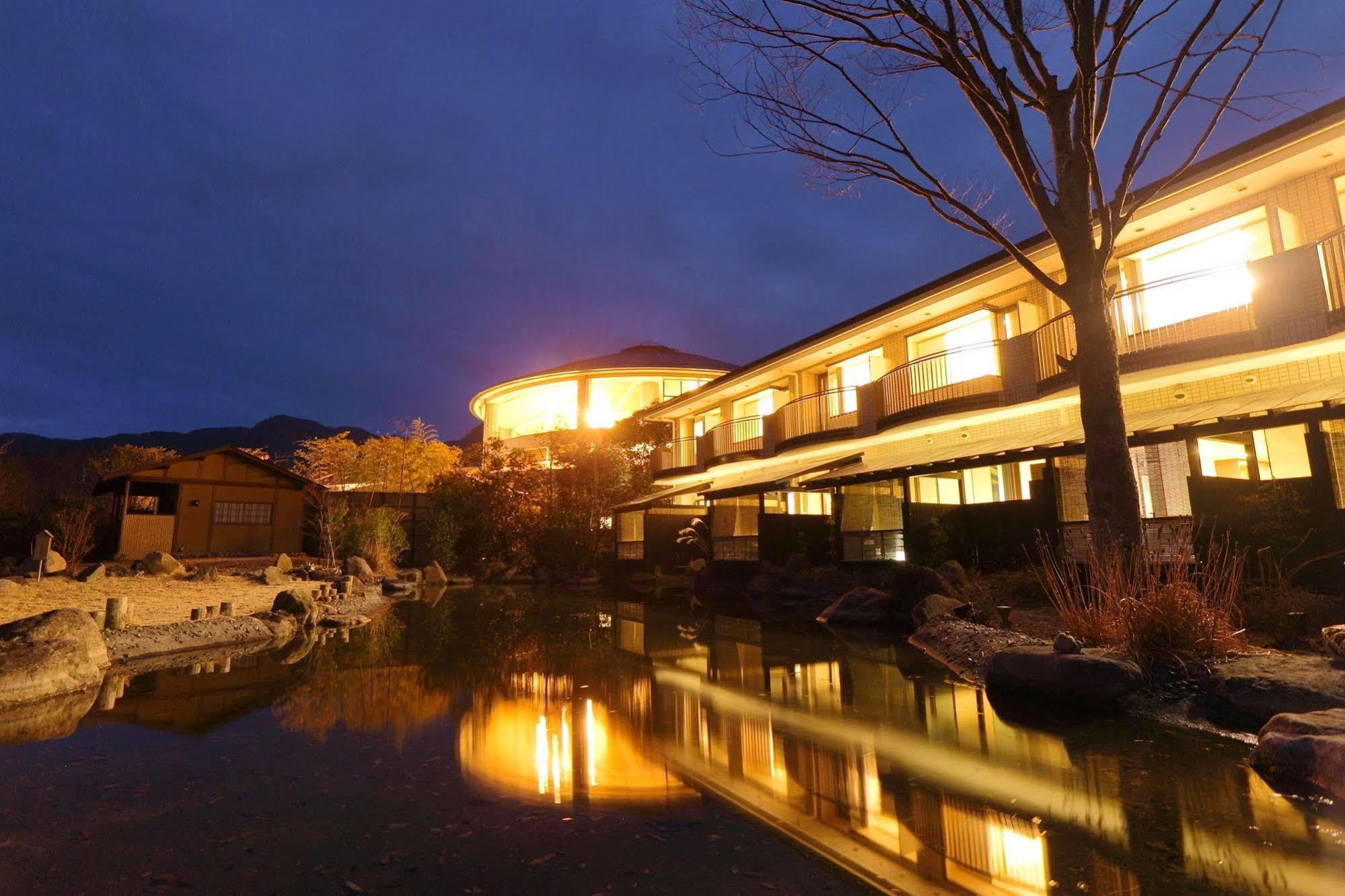 Hotel Yumeshizuku - Renovation From May 12 Until End Of July - Minamiaso Exteriör bild